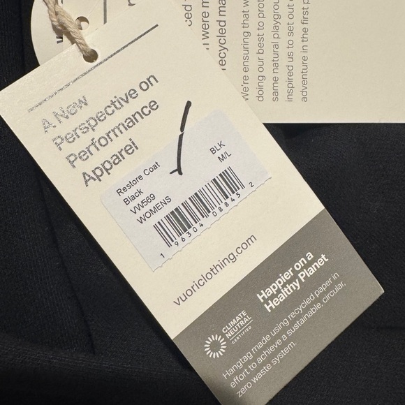 Vuori Restore Coat Black M/L - Picture 7 of 7